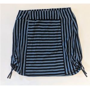 IBEX 100% merino wool skirt hiking travel  pocket